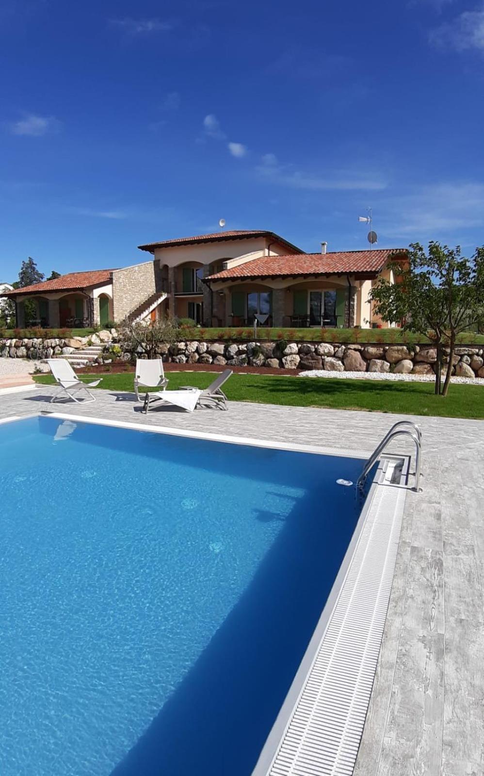 Orchidea Del Garda Rooms & Apartments Peschiera del Garda Dış mekan fotoğraf